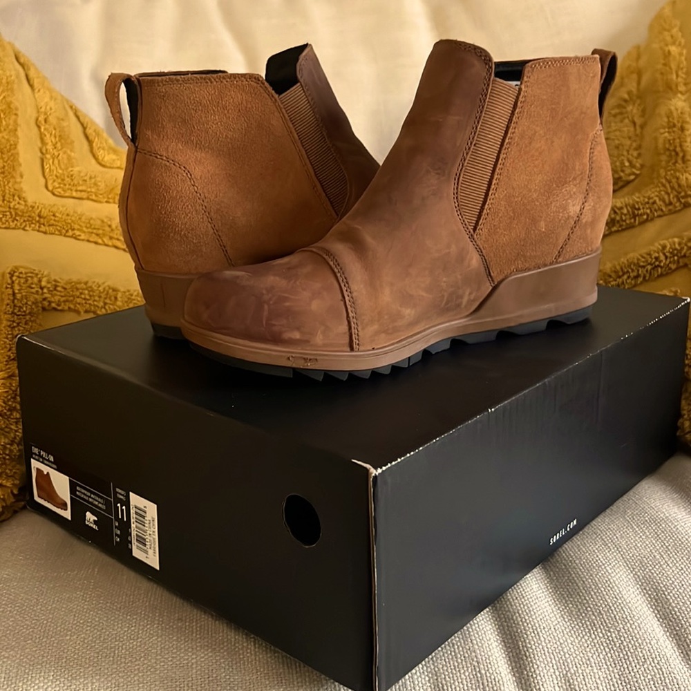 Sorel Evie Slip On Ankle Boots 11